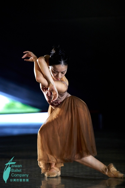 台灣芭蕾舞團「她～是如此美麗」演出照片